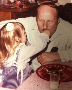 Jodie Sweetin with her father in her childhood photo
