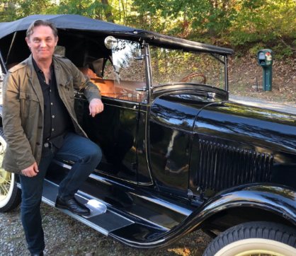 Georgiana Bischoff's husband Richard Thomas pictured with his car