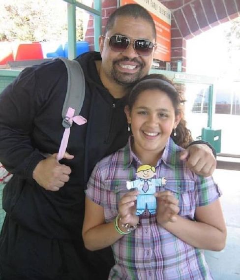 Childhood photo of Xea Myers with father Heavy D