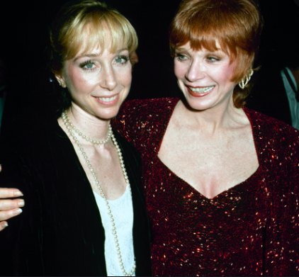 Sachi Parker poses for a photo with mother Shirley MacLaine 