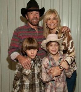 Dakota Alan Norris and his family