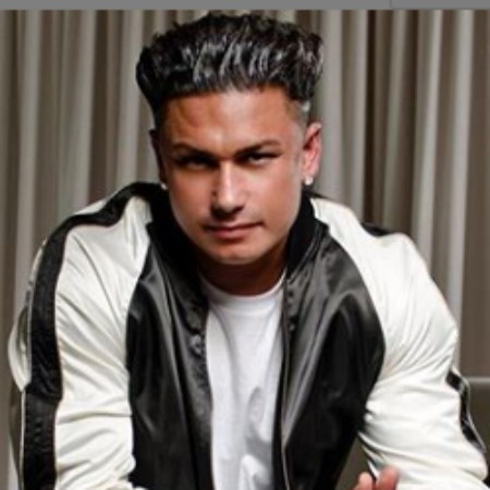 Pauly D Bio, age, net worth 2022, wife, daughter, sister, height