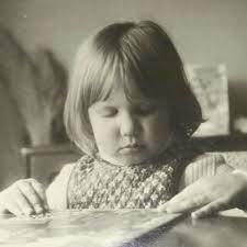Sarah Brooks childhood photos 