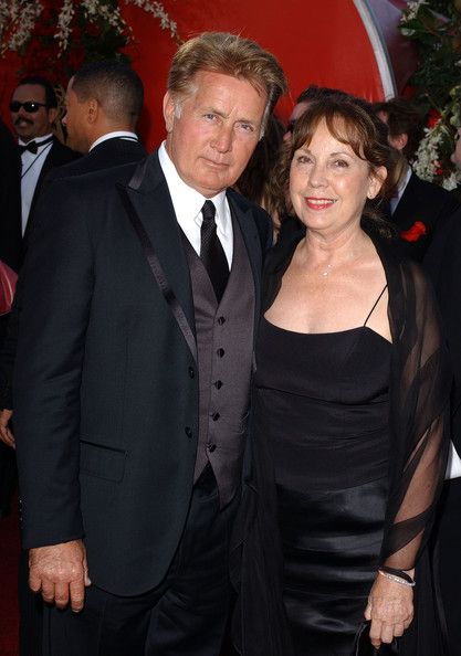 Janet Sheen poses for a photo with husband Martin Sheen