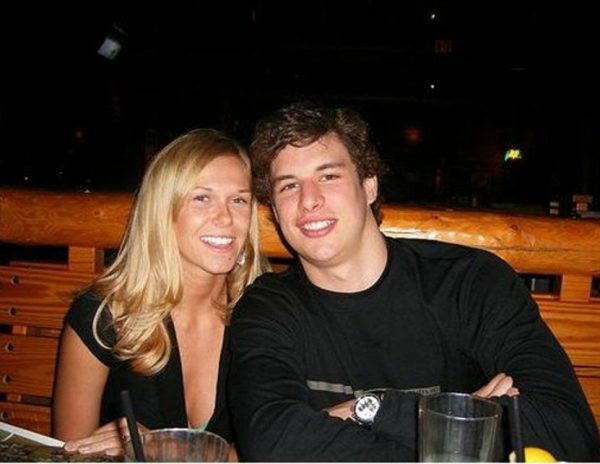 Sidney Crosby and his girlfriend