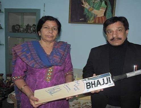 Uzvindra Chahal's parents