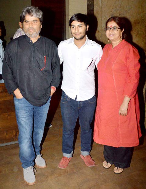 Vishal Bharadwaj with his wife and son