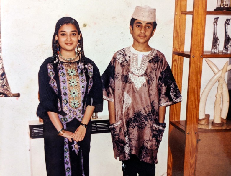 Photo of Vir Das and his sister Trisha at their home in Nigeria in 1989