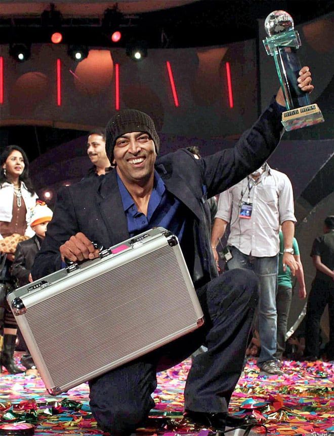 Vindu Dara Singh after winning "big boss 3"