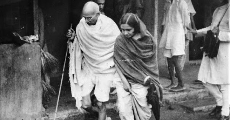 Photo of Mridula Sarabhai and Mahatma Gandhi
