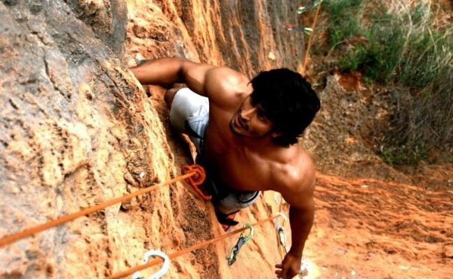 Vidyut Jammwal Rock Climbing