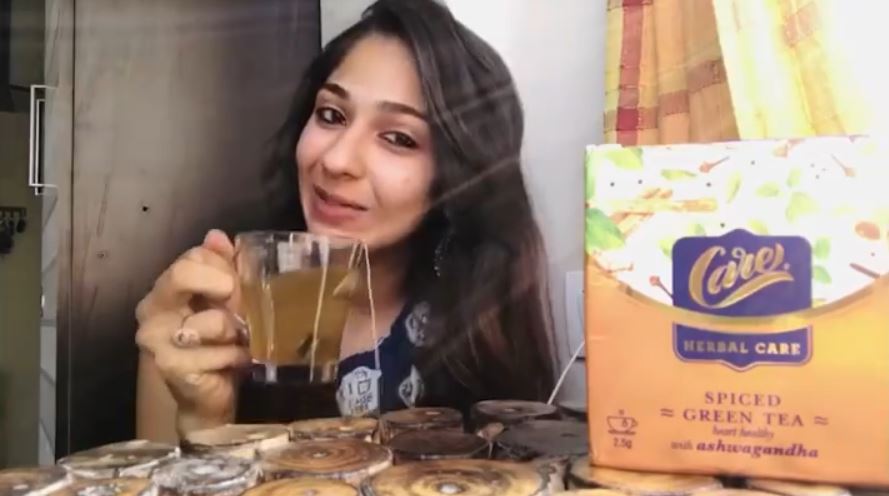 Vidhi Pandya endorses commercial products on her Instagram account.