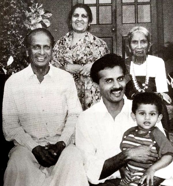 VG Siddhartha with his father (extreme left) and mother (left)