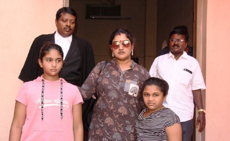 Vanitha Vijayakumar and her daughters