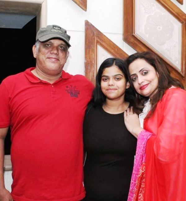 Vaishnavi Mahant with her husband and daughter