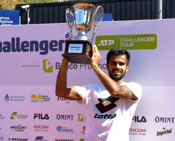 Sumit Nagal with his ATP Challenger Tour trophy