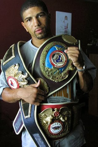 Winky Wright with belt