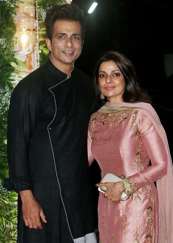 Sonali Sood and Sonu Sood at the event