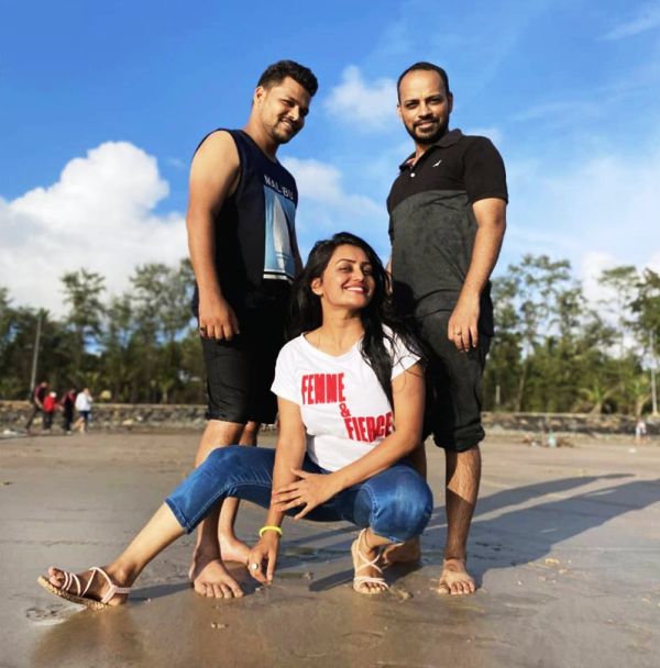 Sonali Patil and her brothers