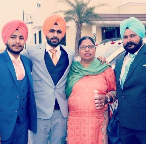 Simranjeet Singh with his parents and brother (Arsh)