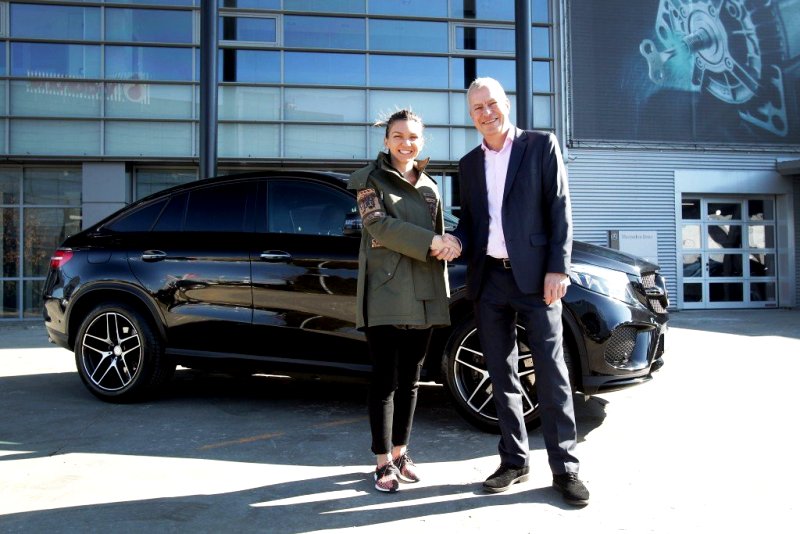 Simone Halep and her Mercedes 450 GLE