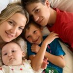 Kate Hudson and her children