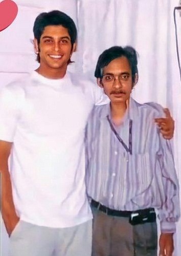 Sidharth Shukla and his father
