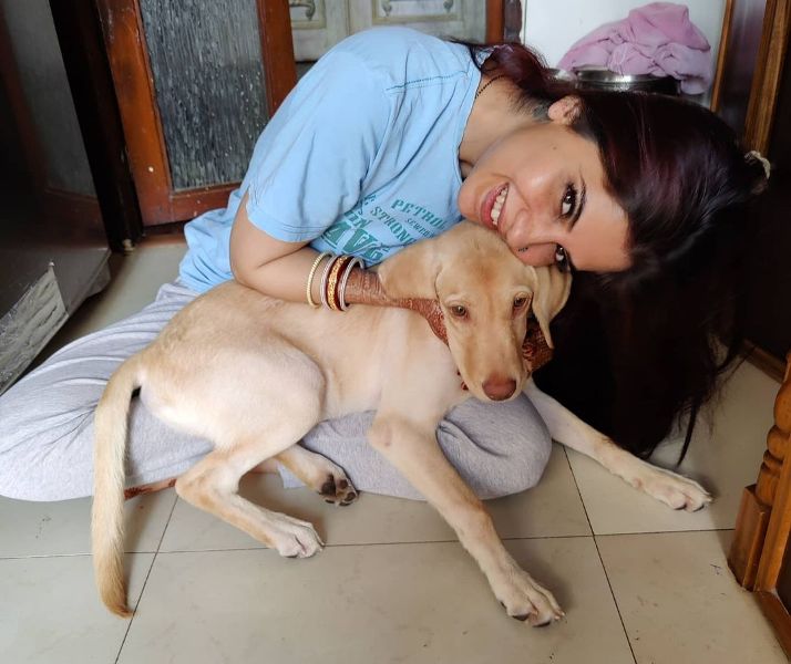 Shwetambari Soni and her pet dog Rudy