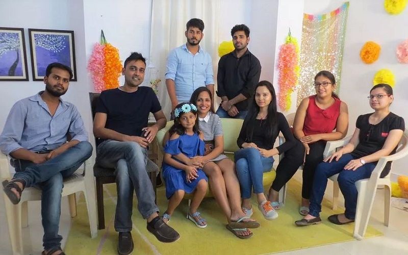 Shruti Arjun Anand's family members are YouTubers