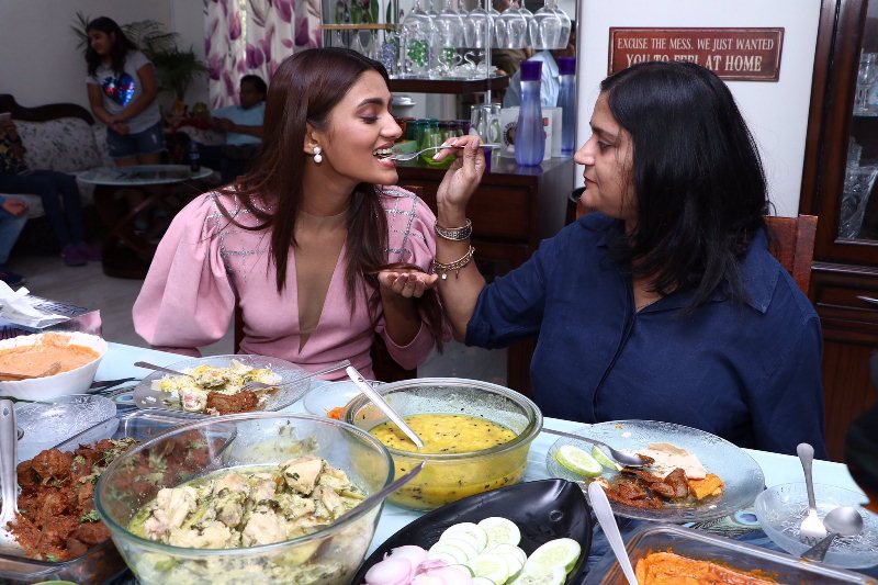 Shreya eats non-vegetarian food
