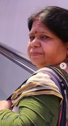 Shreyansh Pandey's mother