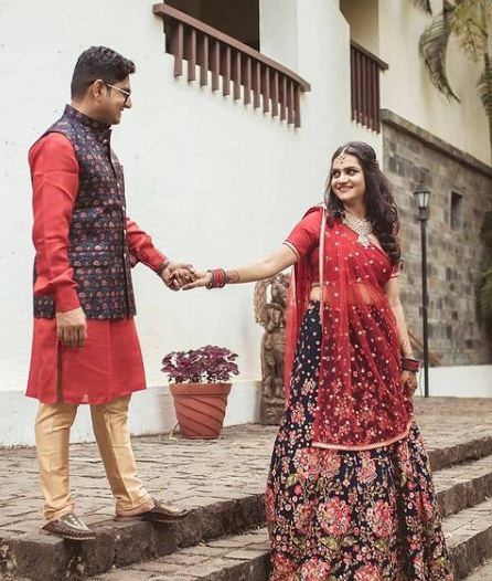 Shreyansh Pandey and his fiancee
