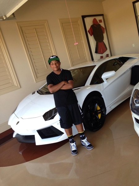 Zion Salmary Mayweather and the car
