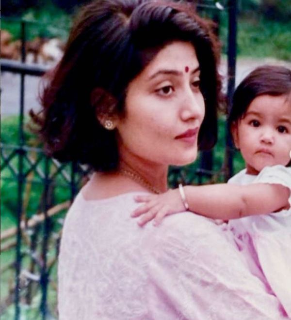 Shree Saini and her mother childhood photo