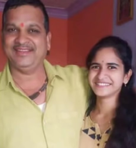 Shivleela Patil with her father Balasaheb Patil