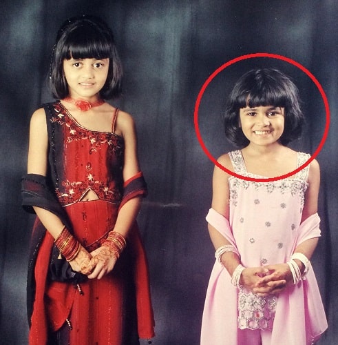 Shivani Patil's childhood photo with her sister