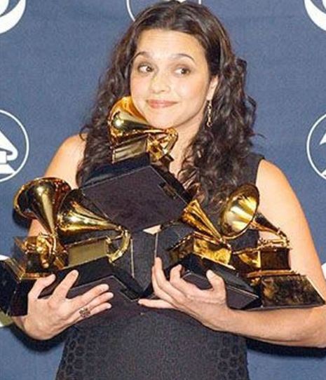 Norah Jones pictured with her award