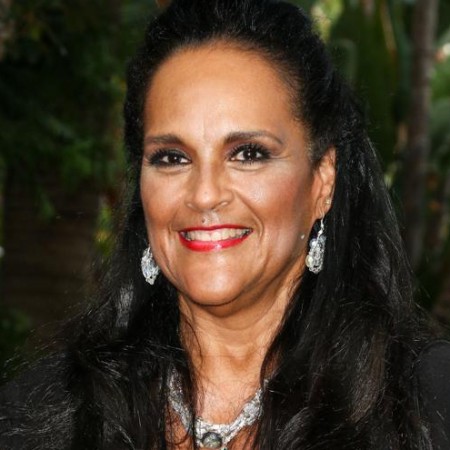 What is Husband and Daughter Jayne Kennedy's Net Worth in 2022