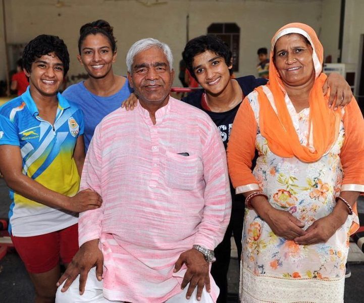Geeta Phogat and her family