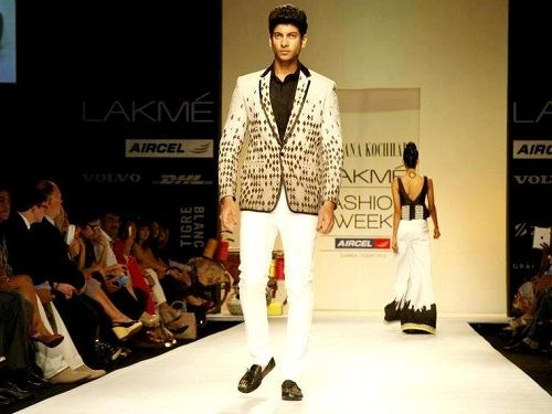 Abhimanyu Chaudhary Ramp Walk at Lakme Fashion Week